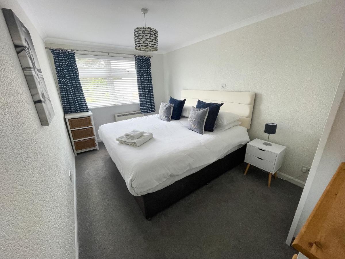 1 Chatsworth Riverscape Apartments - Riverview Apartment In Great Location With Free Parking Overlooking The Gannel Just A Short Walk From Newquays Incredible Beaches And Local Amenities Ньюки Экстерьер фото